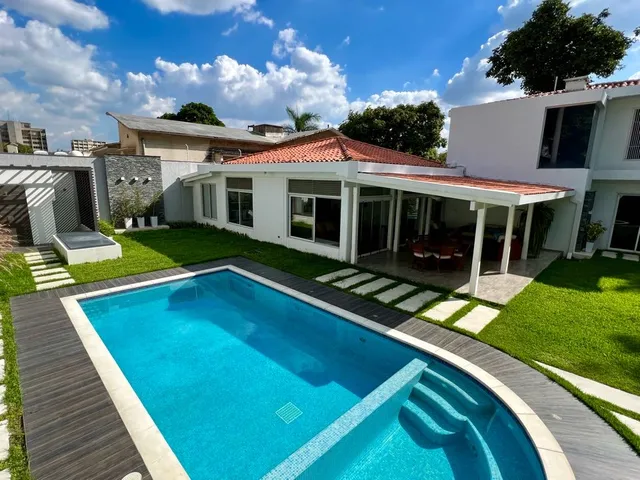 En Alquiler O Venta Casa En Altamira Norte, Chacao - Caracas.