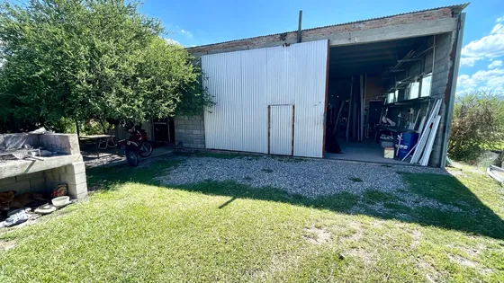Venta, Galpón Y Departamento, A 6 Cuadras De Ruta 28, Tanti, A 15' De Carlos Paz