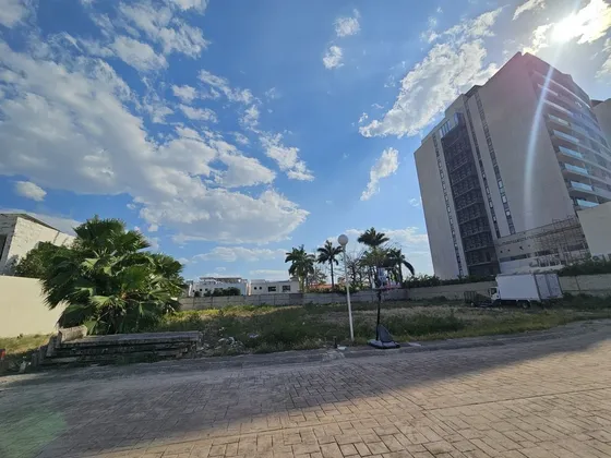 Terreno En Venta En Garcia Lavin, Mérida