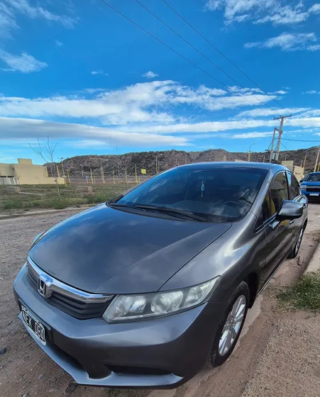 Honda Civic 1.8 Lxs At 140cv