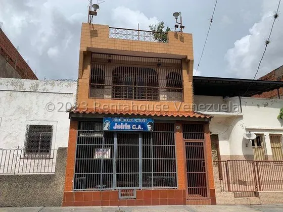 Ag. Vende Edificio En Venta Catia, Buena Oportunidad.