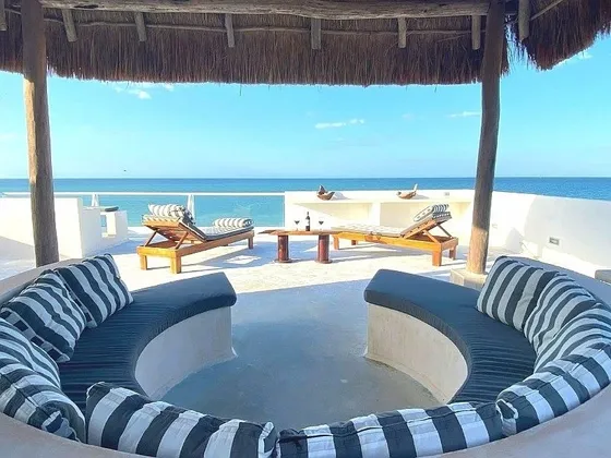 Casa En Venta  A Pie De Playa En Telchac Puerto, Yucatán