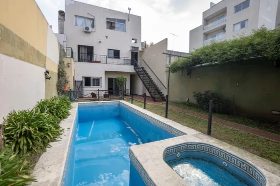 Venta Casa Con Parque, Pileta, Quincho, Lanús Oeste