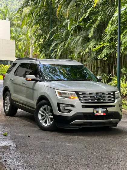 Ford Explorer Límite Automática