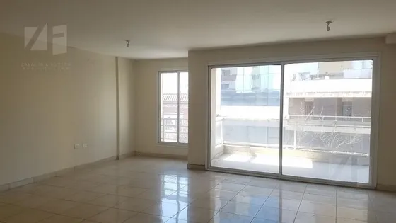 Piso De Oficinas En Venta De 120m2 En Zona Plaza Colón
