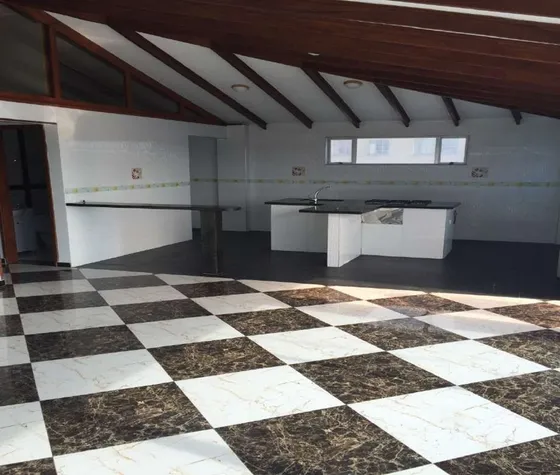 Arriendo De Bodega 