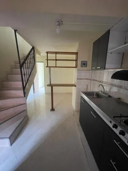 Vendo Apartamento En Buenos Aires, Miraflores. Duplex