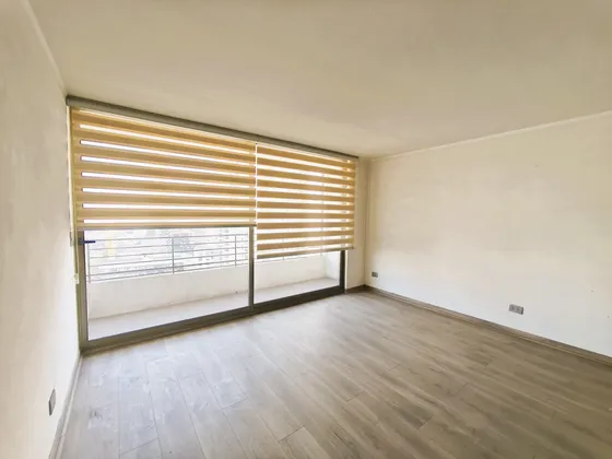 Dos Dormitorios Dos Baños - Cercano Barrio Italia.