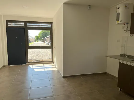 Departamento En Venta En Housing Zona Sur, Un Dormitorio Con Cochera, Seguridad Y Sum