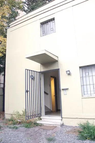 Amplia Casa / Oficina En Arriendo (155 M2 / 220 M2)