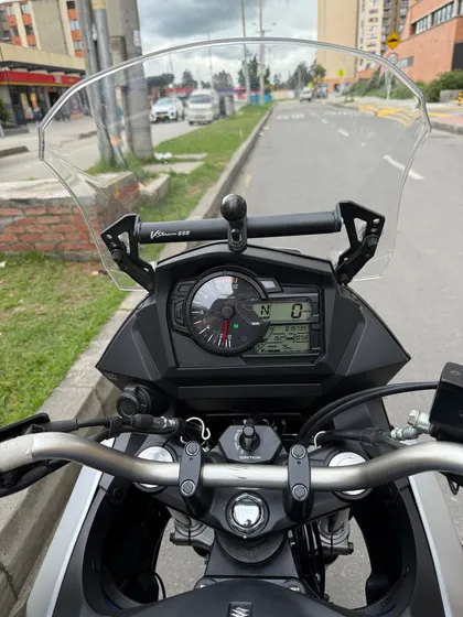 Suzuki V-strom 650xt