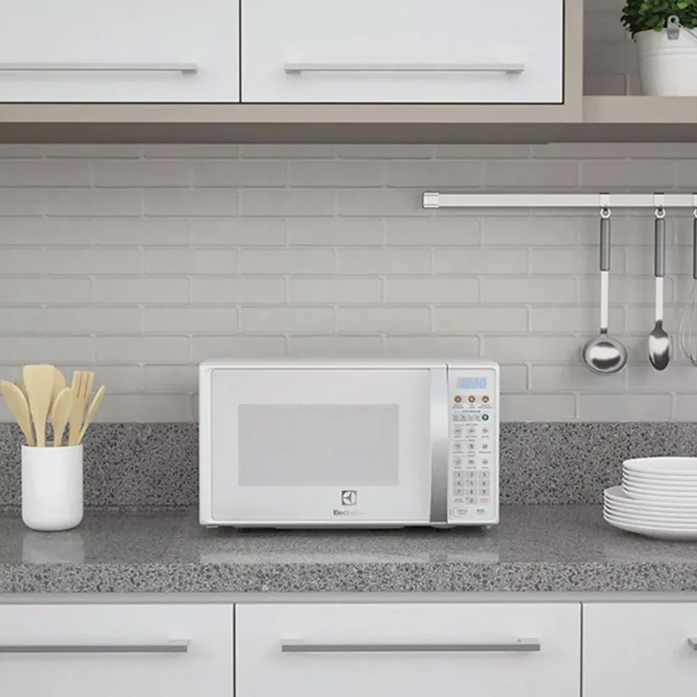 Micro-ondas Electrolux 20L Branco com Função Tira Odor e Descongelar MTO30 127v