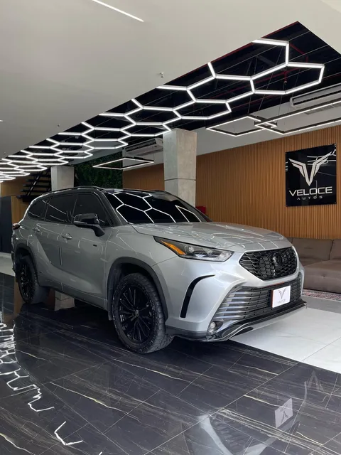 Toyota Highlander 4x4