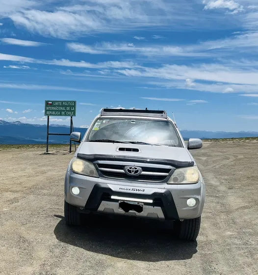 Toyota Sw4 3.0 Srv Cuero I 171cv 4x4