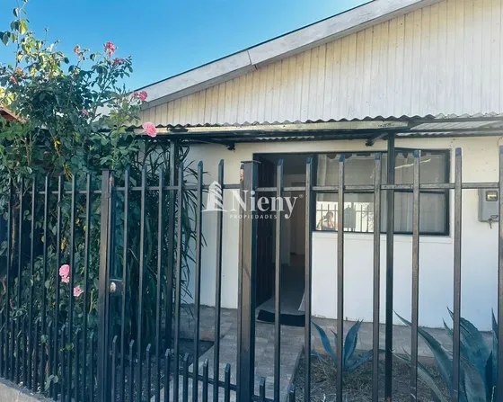 Casa En Venta De 2 Dorm. En San Fernando