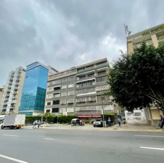 Alquiler De Apartamento En Altamira 