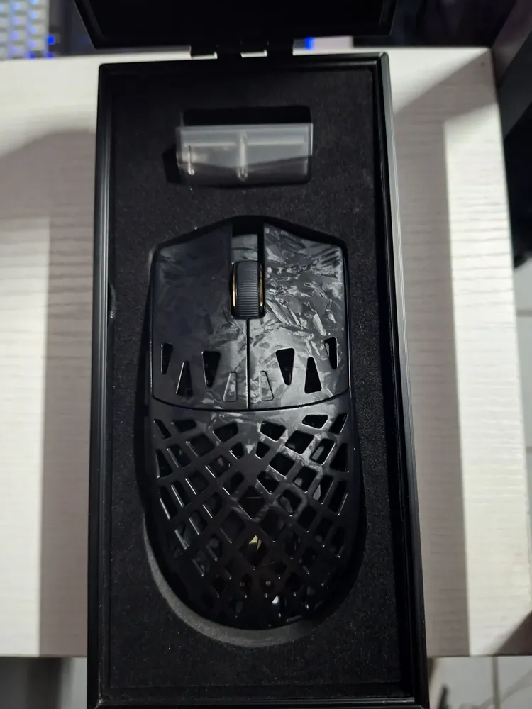 Atk Ghost Ultimate Ratón Inalámbrico Para Juegos De Fibra De