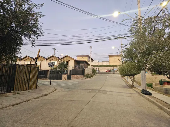 Casa En Arriendo (92728)