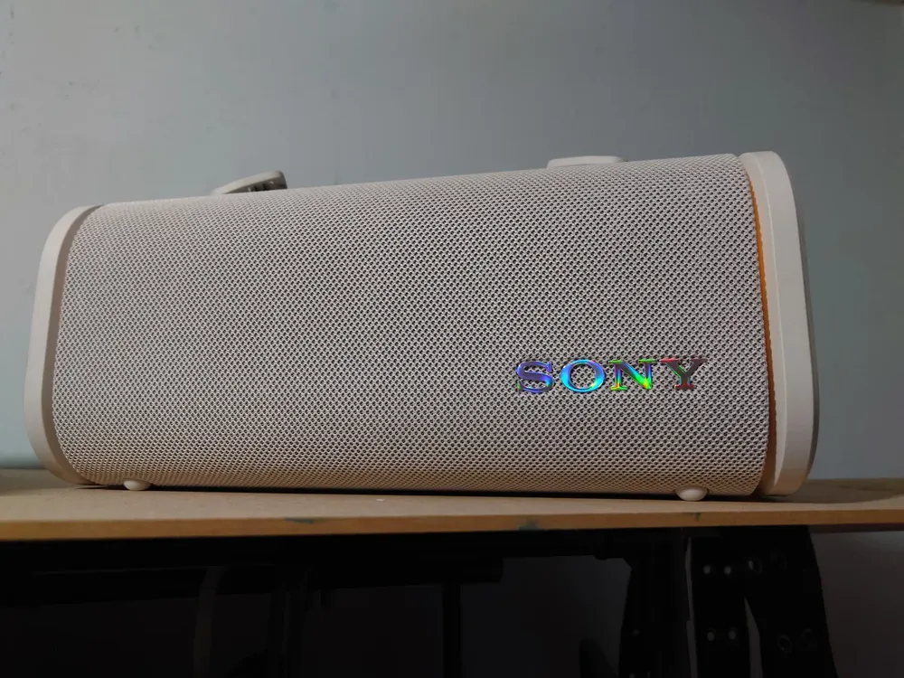 Parlante Portátil Bluetooth Sony Ult Field 5 Color Blanco SRS