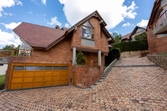 Casa En Venta En Altos De Provenza. Cod V1106016
