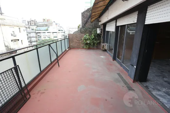 Venta Departamento 3 Ambientes Con Balcón Terraza Y Espacio Guardacoche En Recoleta