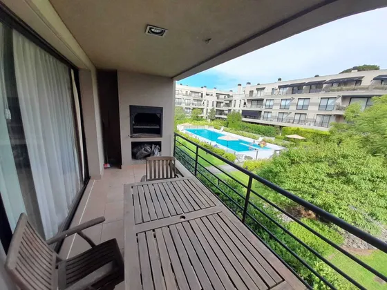 Departamento  En Alq. Temporario Ubicado En San Isidro, G.b.a. Zona Norte