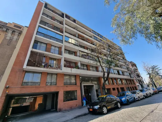 Vergara / Av Blanco Encalada / Metro Toesca