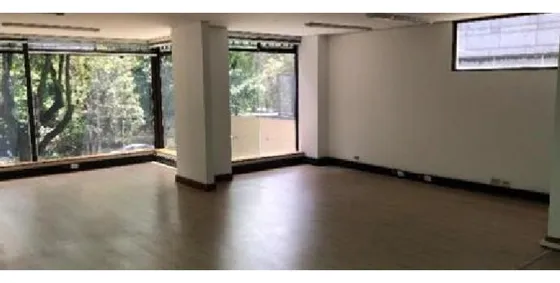 Oficina 112 M2 En Venta, Chico, Zona Empresarial Y Comercial