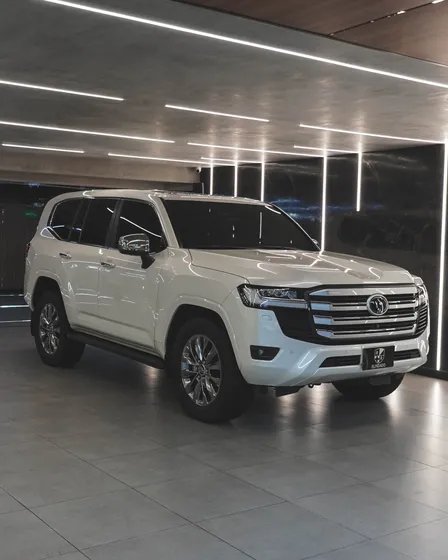 Toyota Land Cruiser 300 Vx Gasolina Blindada 2+