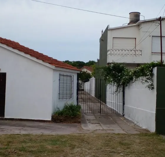 Casa Tipo Departamento En Venta Santa Teresita