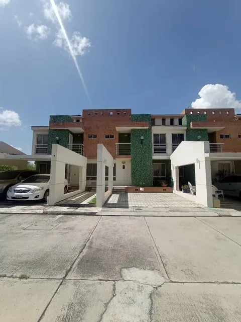 Townhouse En Alquiler Res. Brisas Del Valle San Diego Sector El Remanso. L.m