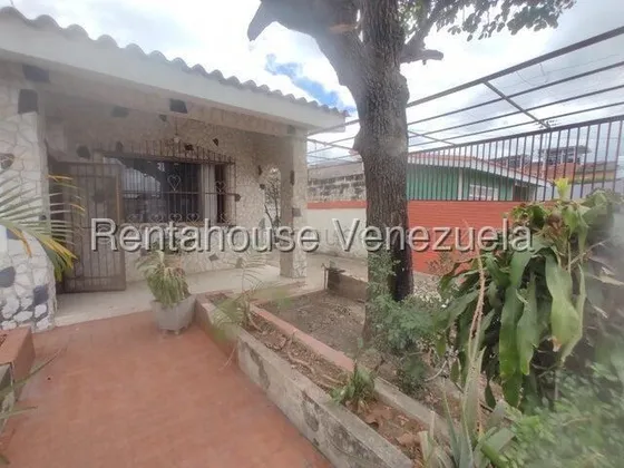 Gbf 25-14286 San Pablo Turmero Vendo Bella Casa Con Terreno Contactame Ya.