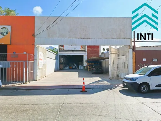 Local Y Galpon Comercial Central Con Excelente Ubicacion
