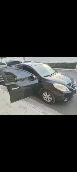 Nissan Versa 1.6 Advance At