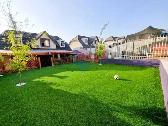 Casa De Dos Pisos En Condominio  (93979)