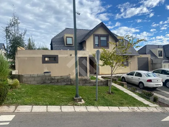 Amplia Y Cómoda Casa De 4 Dorm En Alto Macul, En La Florida