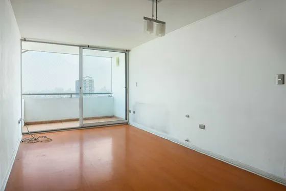 3 Dormitorio, 2 Baños + 1 E + 1b. (99206)