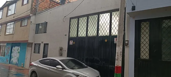 Venta Excelente Bodega Bogota Luis Carlos Galan Con Mezanine