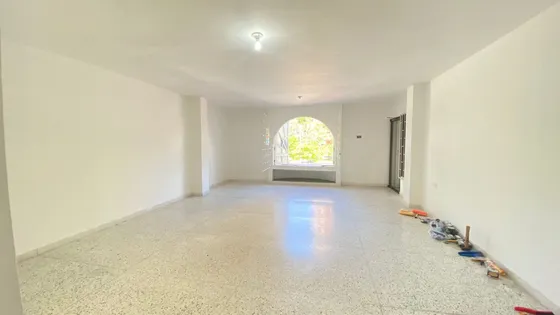 Local En Arriendo En Villa Country. Cod A792598