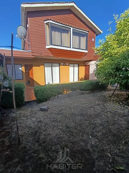 Casa En Venta De 5 Dorm. En Padre Las Casas