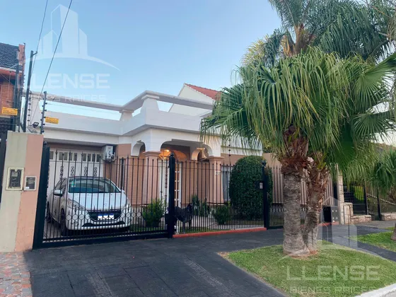 Casa 3 Ambientes Con Piscina - Barrio Los Cedros - Quilmes Oeste