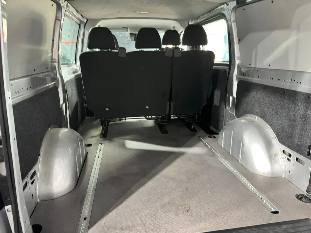 Miniatura 10