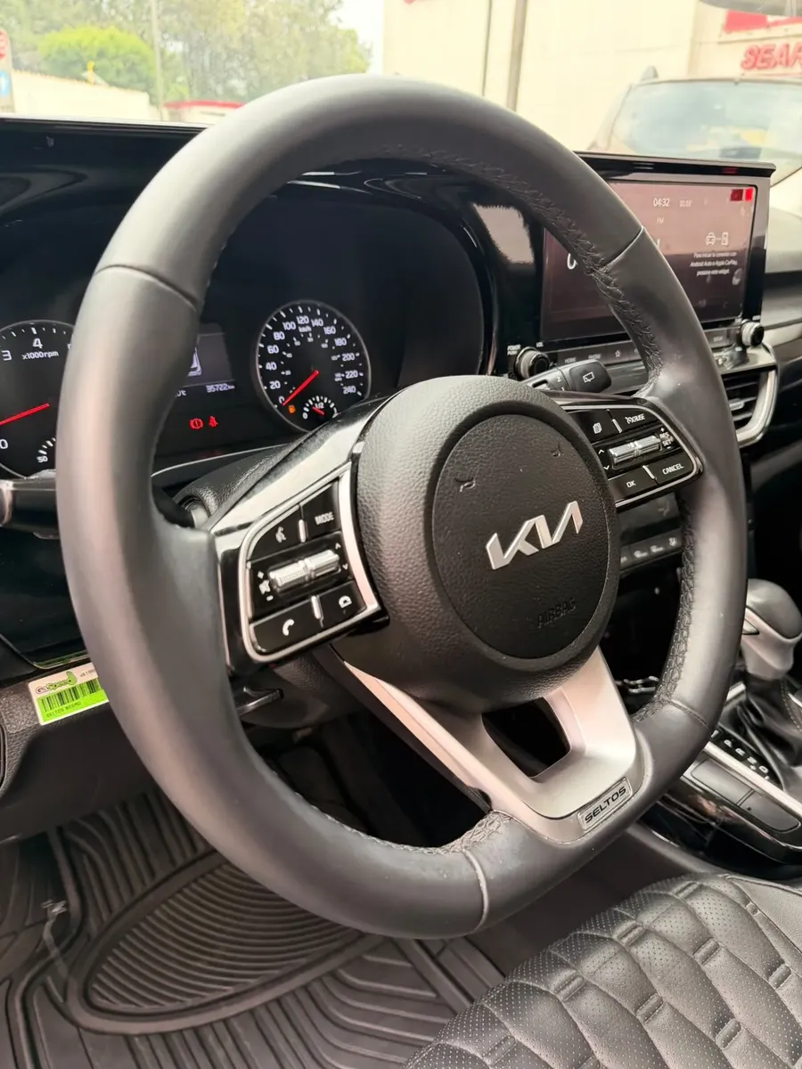 Kia Seltos 2023 Sxl At