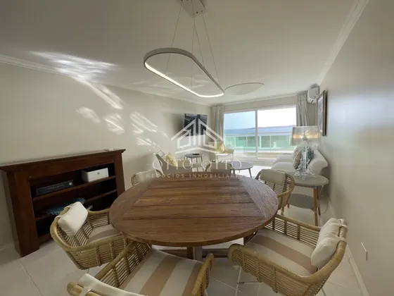 Venta Apartamento Tres Dormitorios Primera Fila Punta Del Este