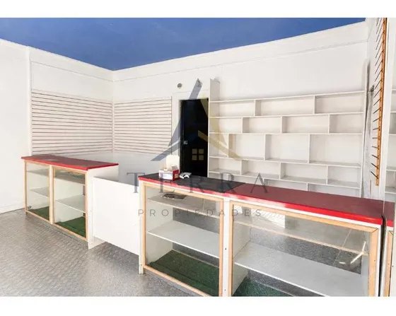 Local Comercial En Arriendo (172777)
