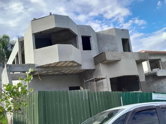 Casa Em Construção Condomínio Verana