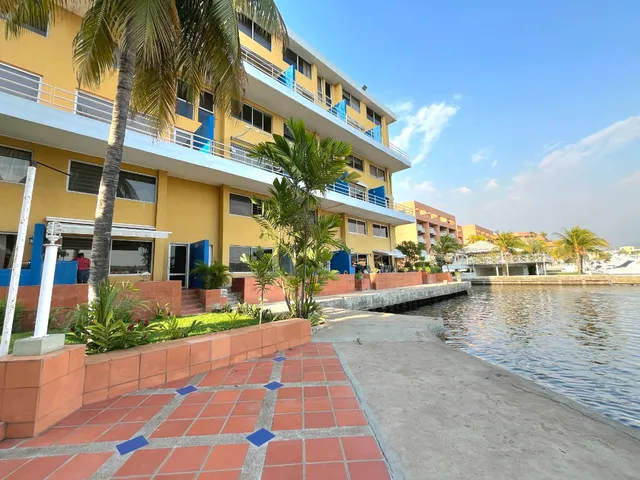 Alquiler Punta Marina Lecheria Con Muelle Y Vista A Los Canales 