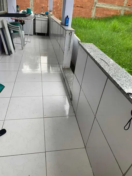 Vendo Duas Casas  Muradas Com Saída Independente 70x15