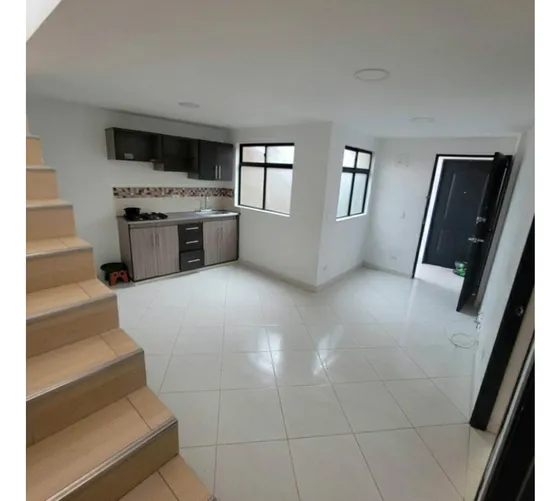 Venta De Apartamentio Interno Duplex En Piso 3y4 En La Estrella