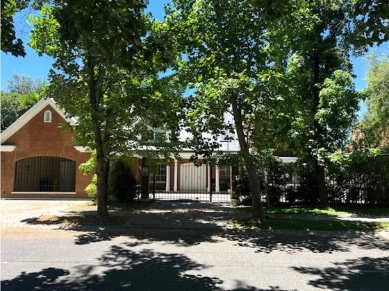 Venta Casa En Los Trapenses